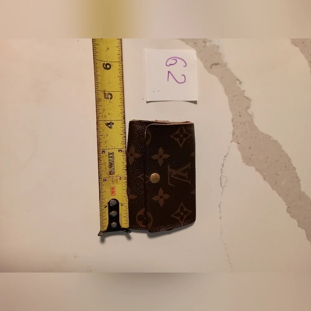 LOUIS VUITTON Monogram  6 Key Rings Holder Hooks